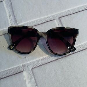 Lele Sadoughi sunglasses